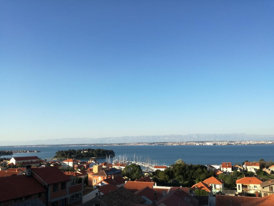 City view, Sea view