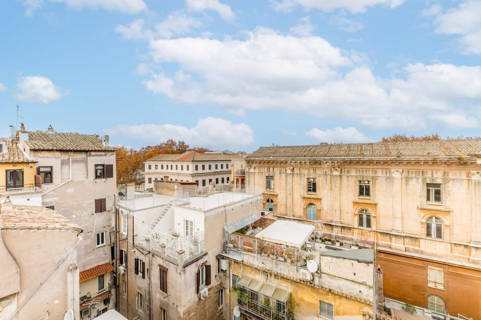 Property building, Day, City view, Landmark view