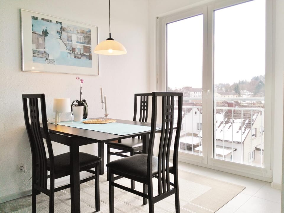 Neighbourhood, Balcony/Terrace, Dining area, City view