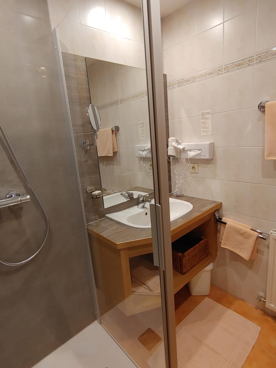 Haus Enzian Bed and Breakfast in Trentino-South Tyrol