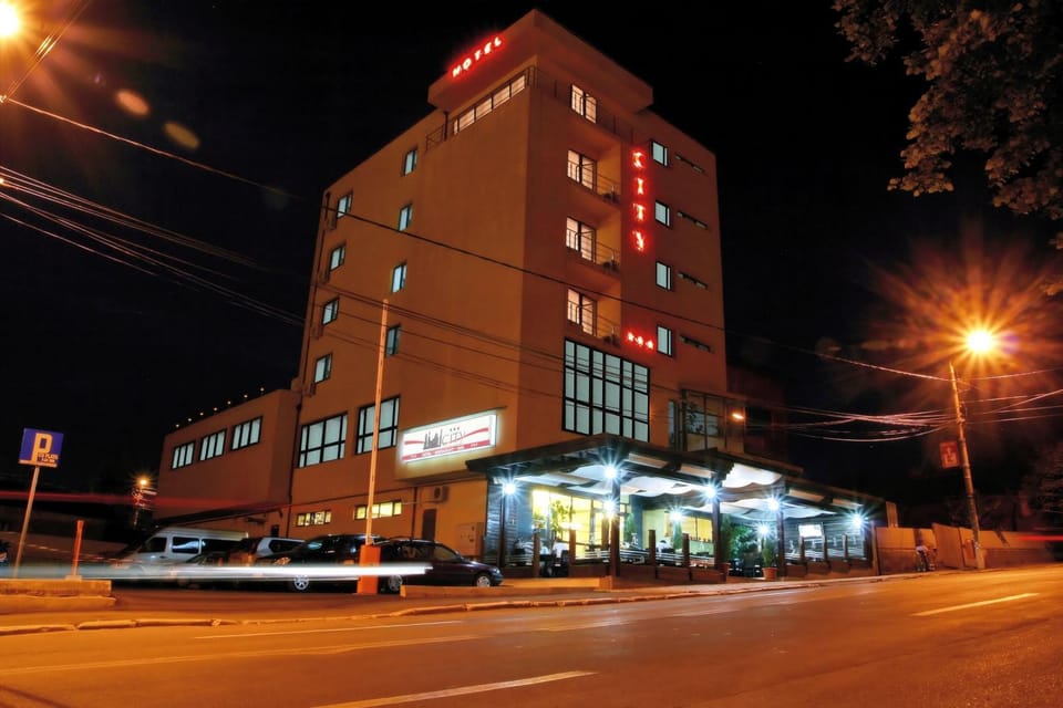 Facade/entrance, Night, Summer, View (from property/room)