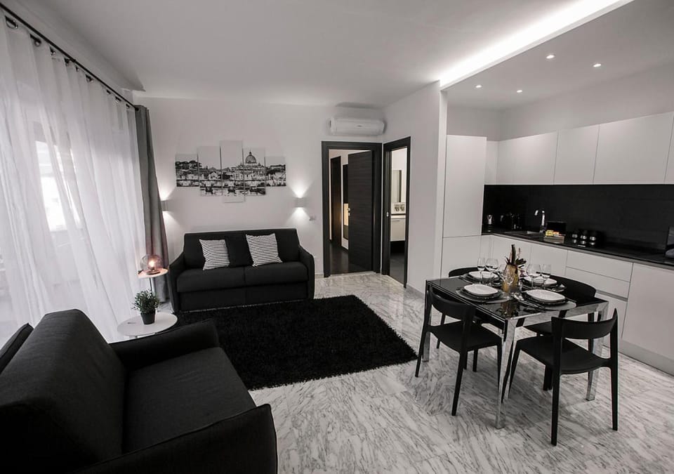Kitchen or kitchenette, Living room, Seating area, Dining area