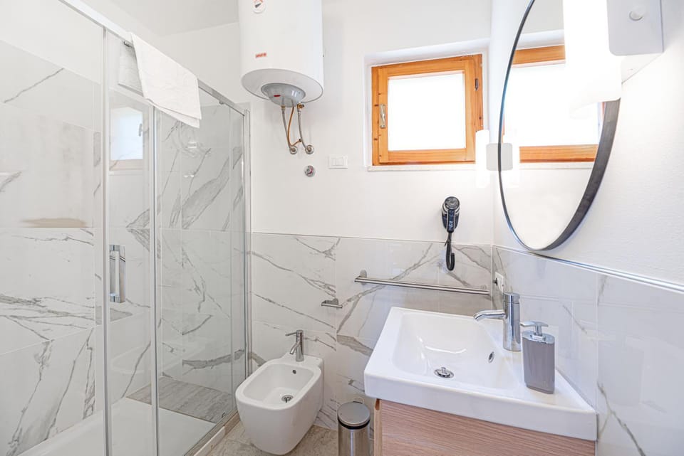 Elbamar Lacona Campground/ 
RV Resort in Tuscany