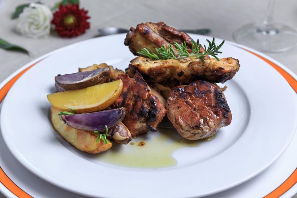 Restaurant/places to eat, Food and drinks