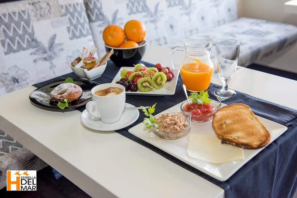 Breakfast, Continental breakfast