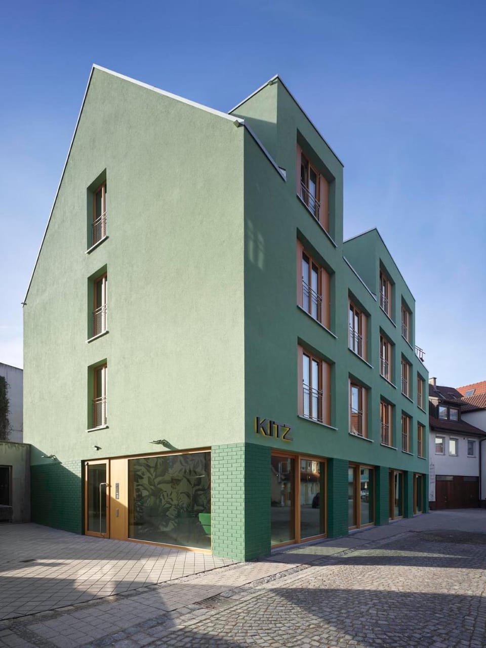Property building, Facade/entrance
