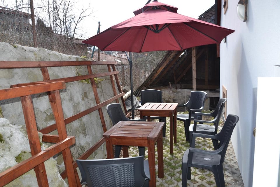 BBQ facilities, Balcony/Terrace