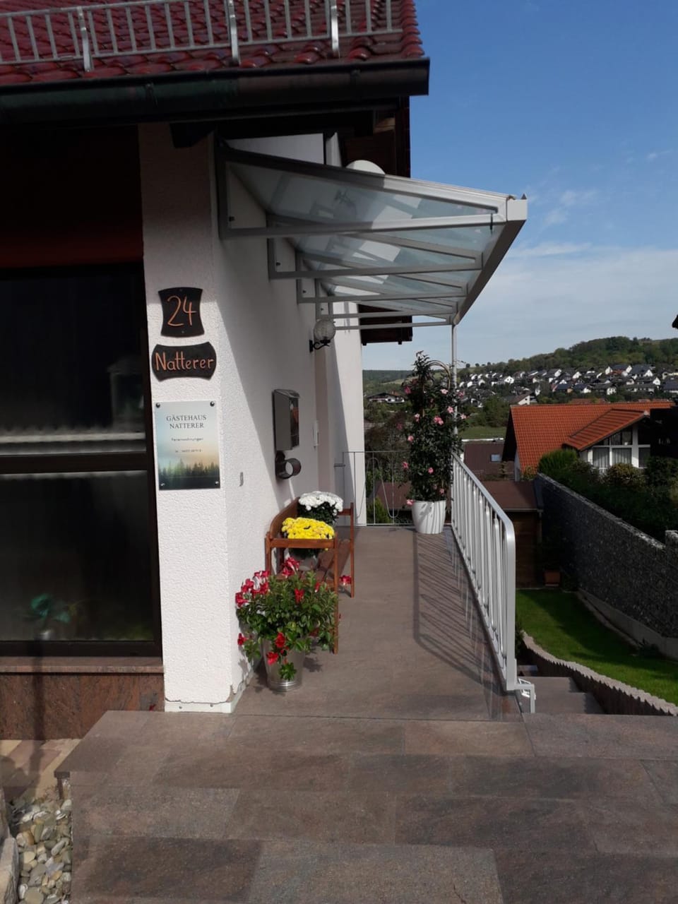 Facade/entrance
