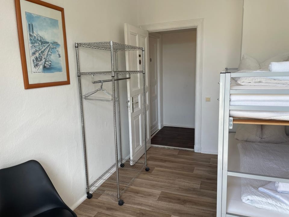 Hotel-Pension Adamshof Bed and Breakfast in Berlin