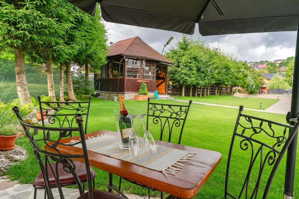 Patio, Garden