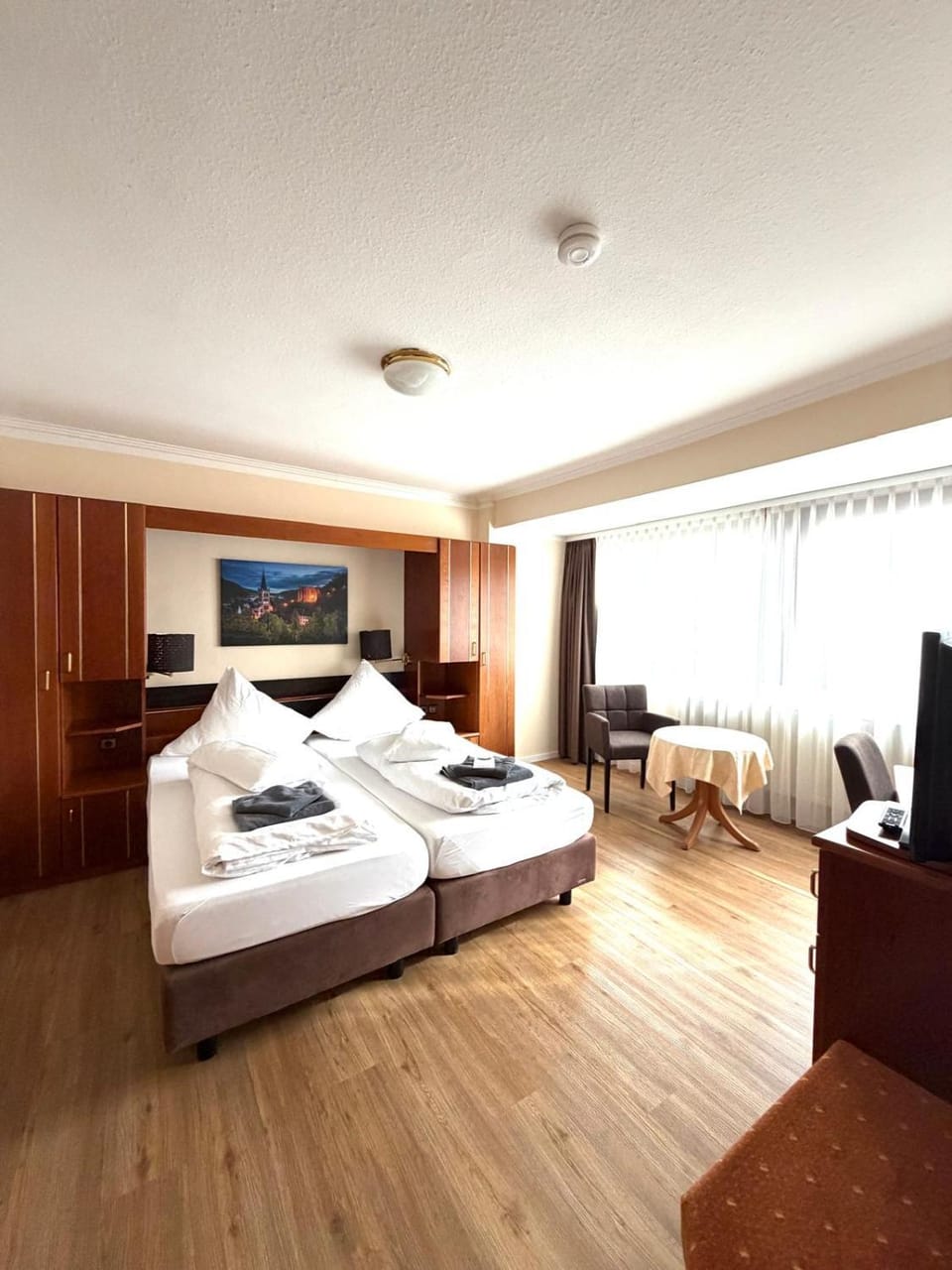 Photo of the whole room