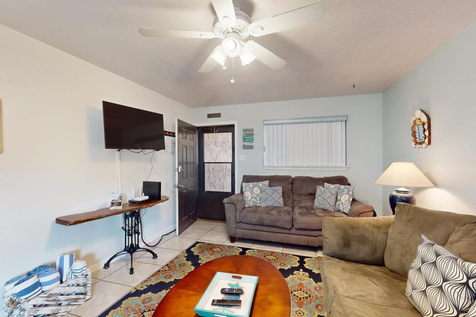 Seahorse Condominiums 105 Apartment in North Padre Island