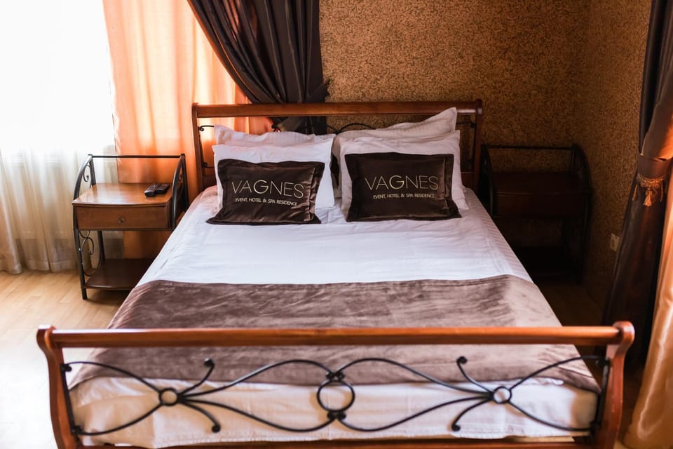 ГРК Вагнес Hotel in Ukraine