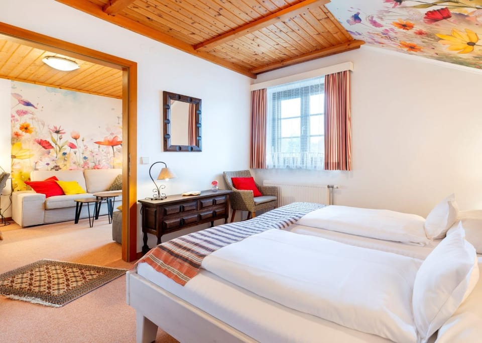 Living room, Bedroom