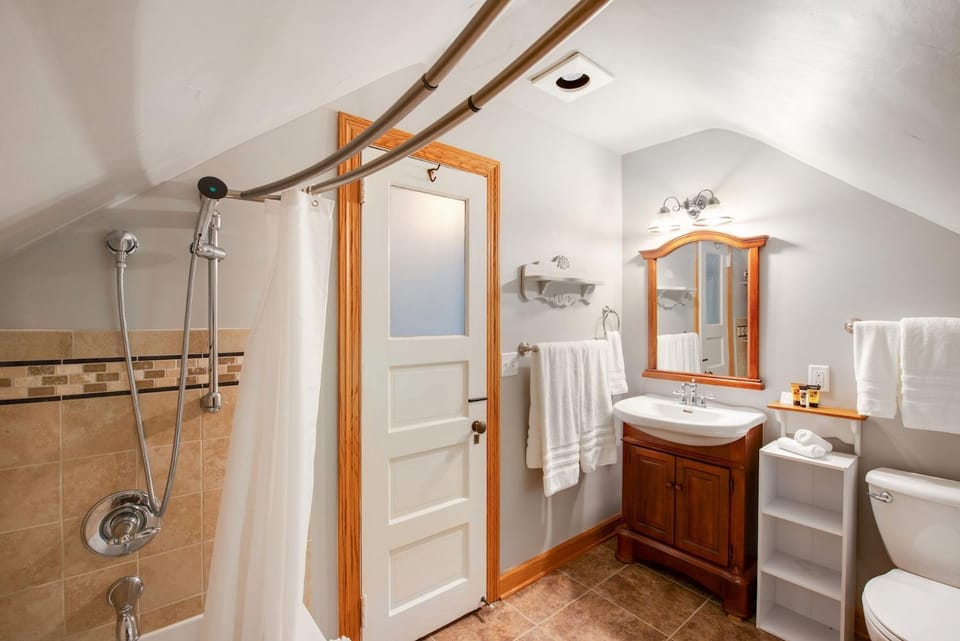 Historic District BnB Bed and Breakfast in Saint Paul