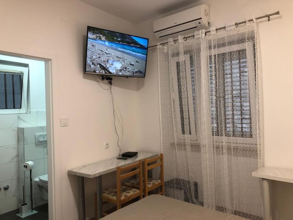 Rooms and Apartments Emily Bed and Breakfast in Split