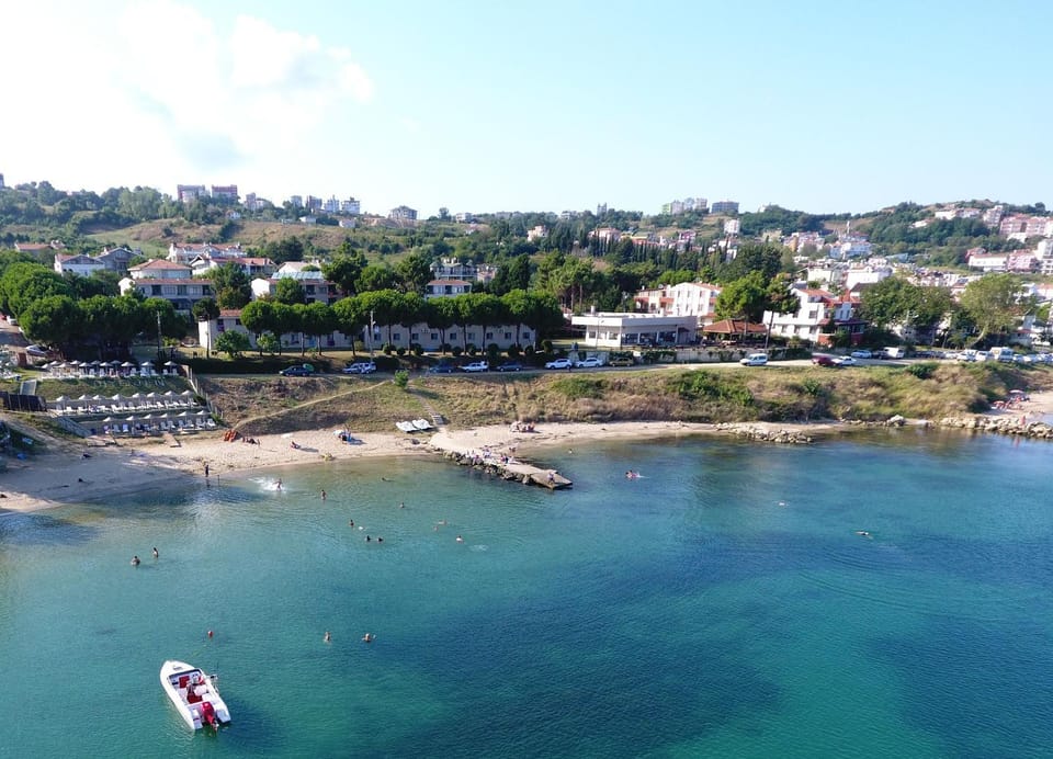 Restaurant/places to eat, Off site, Day, Bird's eye view, Summer, Garden, Snorkeling, Beach, Canoeing, On site, Sea view, Swimming pool, Swimming pool