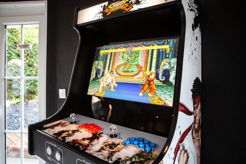 Darts, Game Room, Game Room