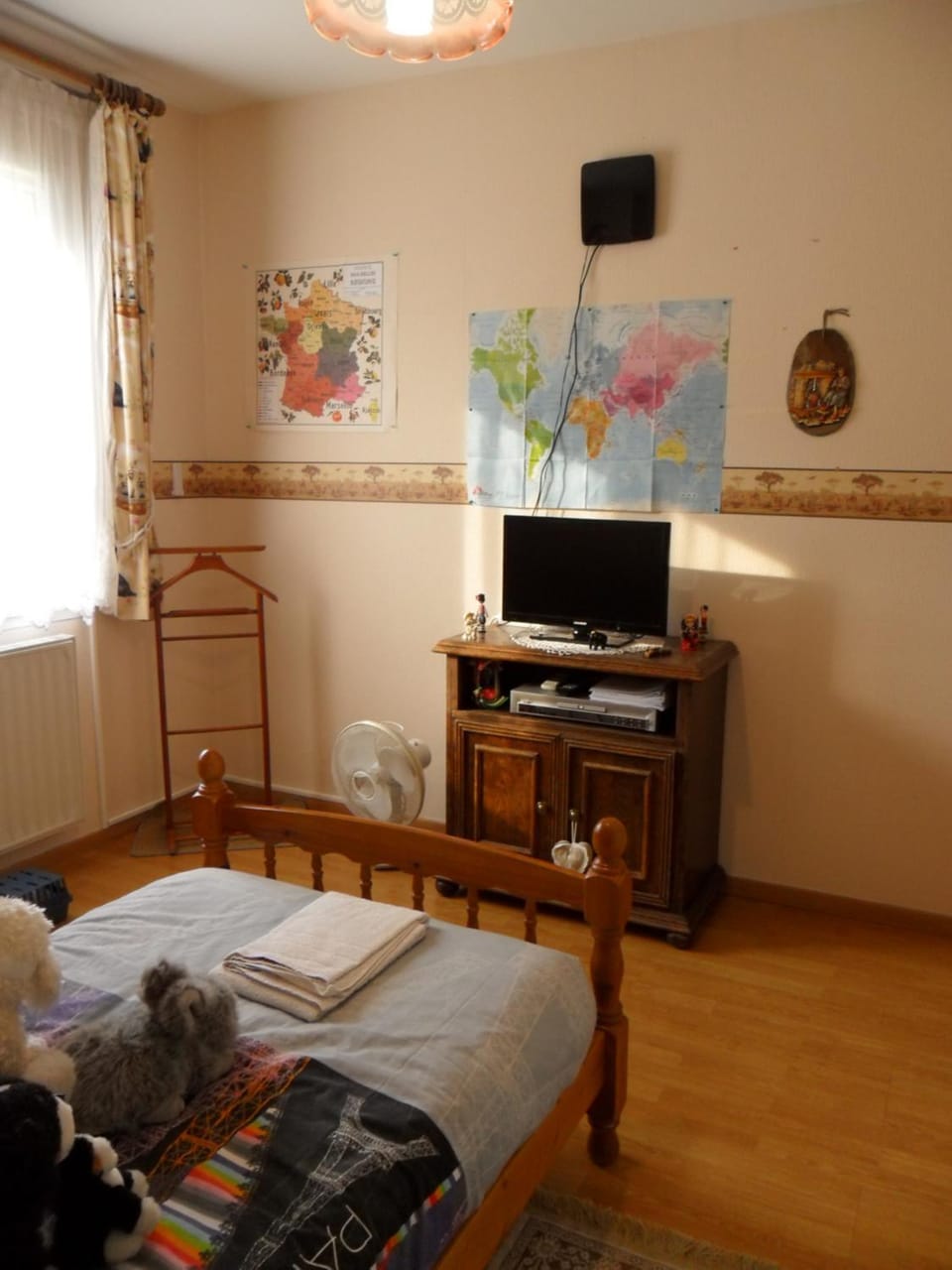 Photo of the whole room