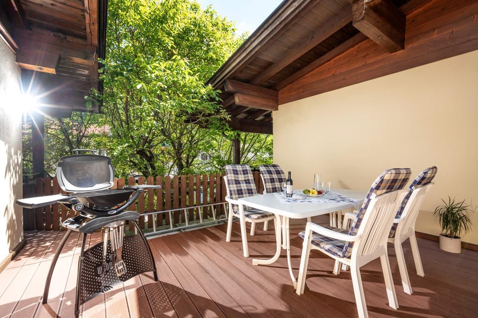 BBQ facilities, Balcony/Terrace