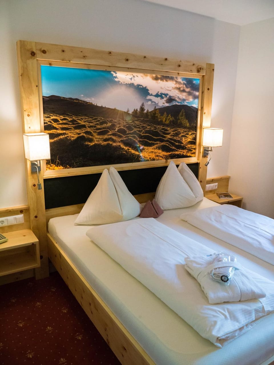 Bed, Photo of the whole room