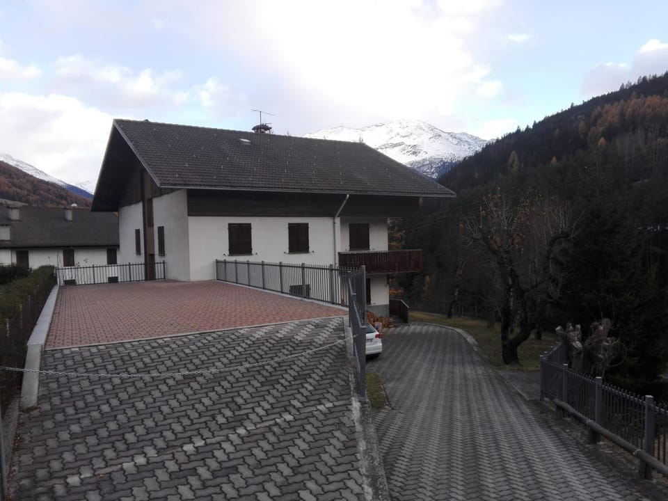 Chalet Bianco House in Canton of Grisons