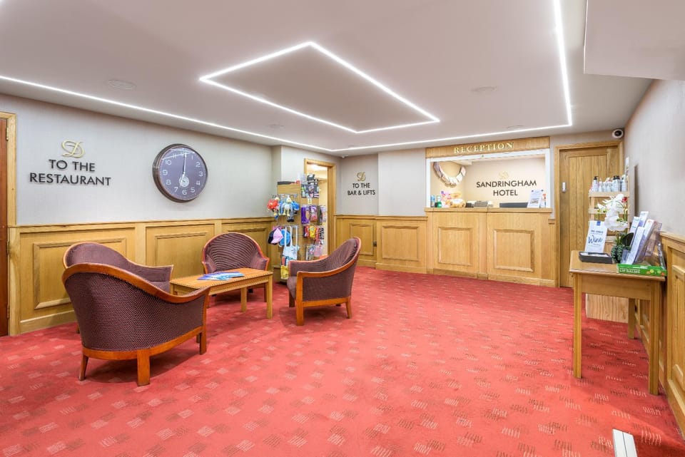 Lobby or reception, Seating area