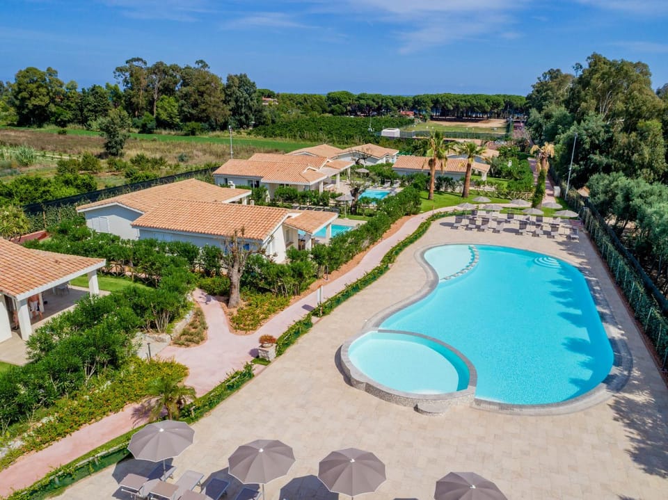 Pool view, Swimming pool