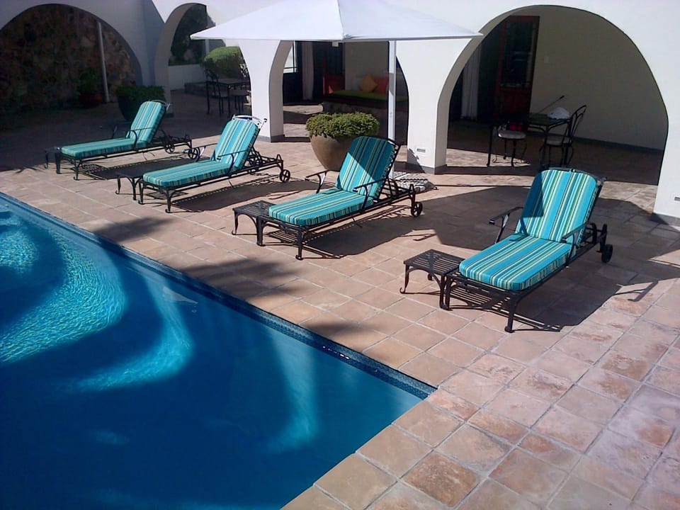 Swimming pool, Swimming pool
