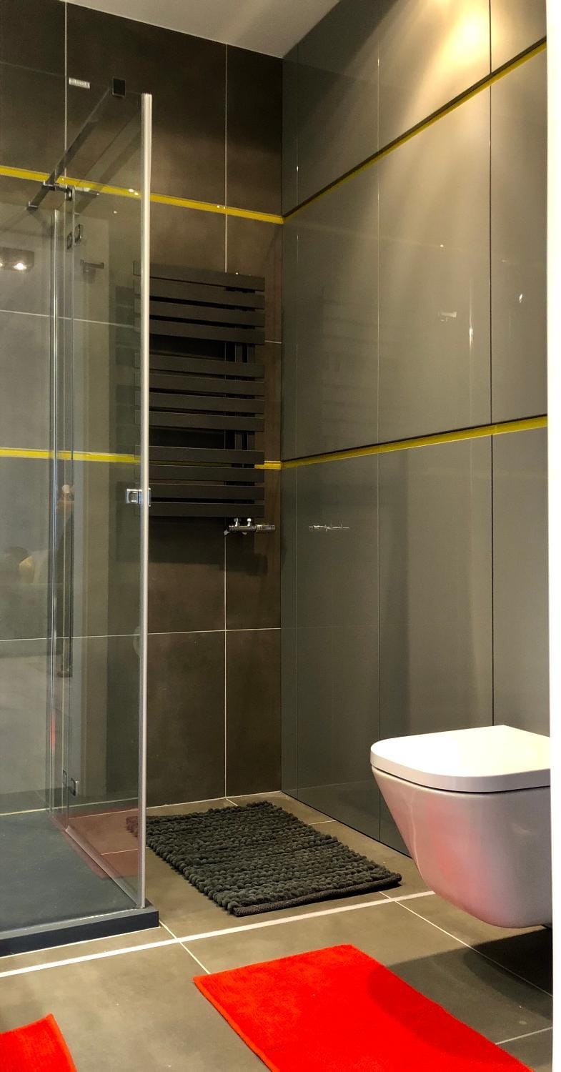 Shower, Toilet, Bathroom