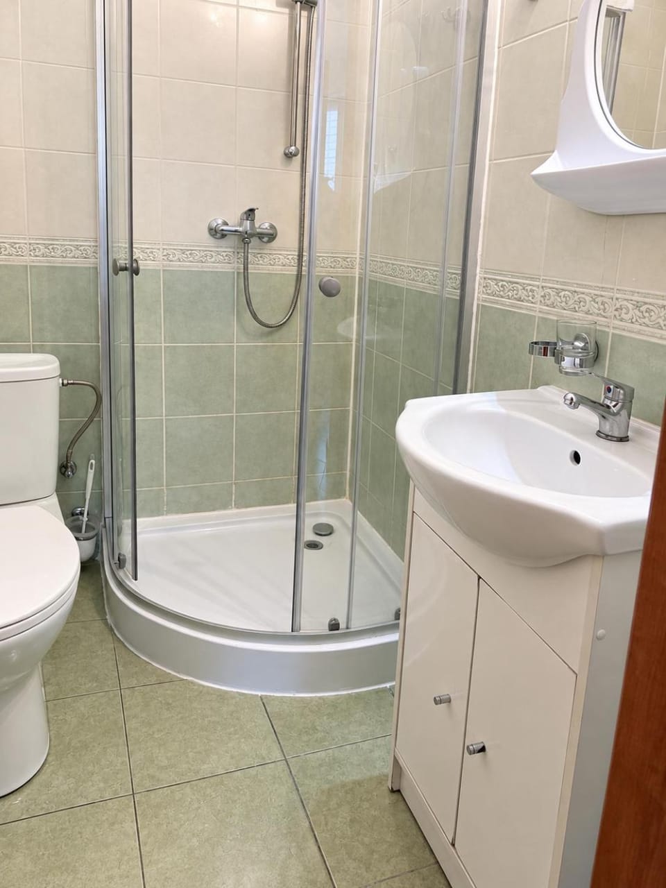 Shower, Bathroom, towels