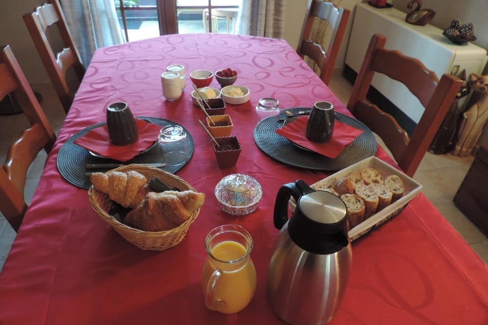 Le jardin des paons Bed and Breakfast in Nouvelle-Aquitaine