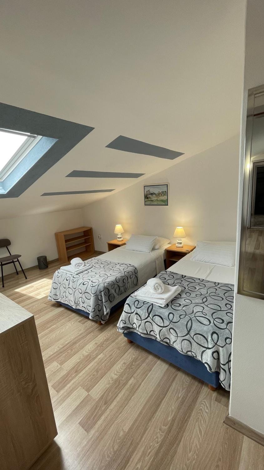 Apartmans and Rooms Madunic I Bed and Breakfast in Split