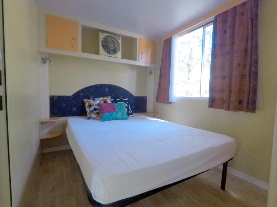 Camping & Village Polvese Campground/ 
RV Resort in Umbria