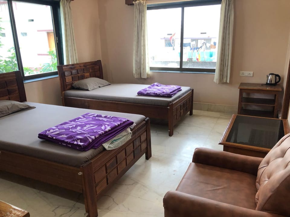 Momotaro House Bed and Breakfast in India