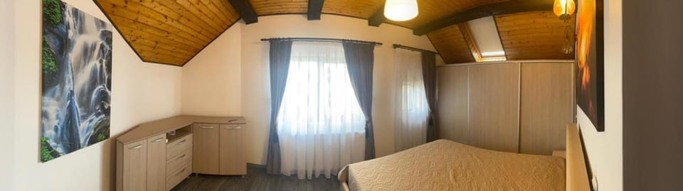 Apartamet Ella Apartment in Brașov County