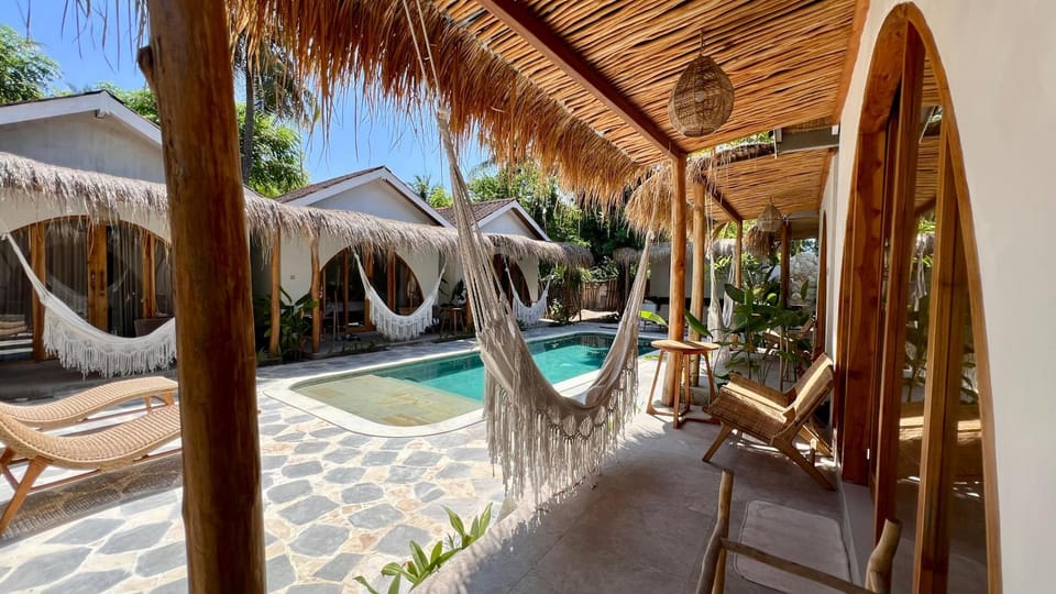 Day, Pool view, Swimming pool, sunbed