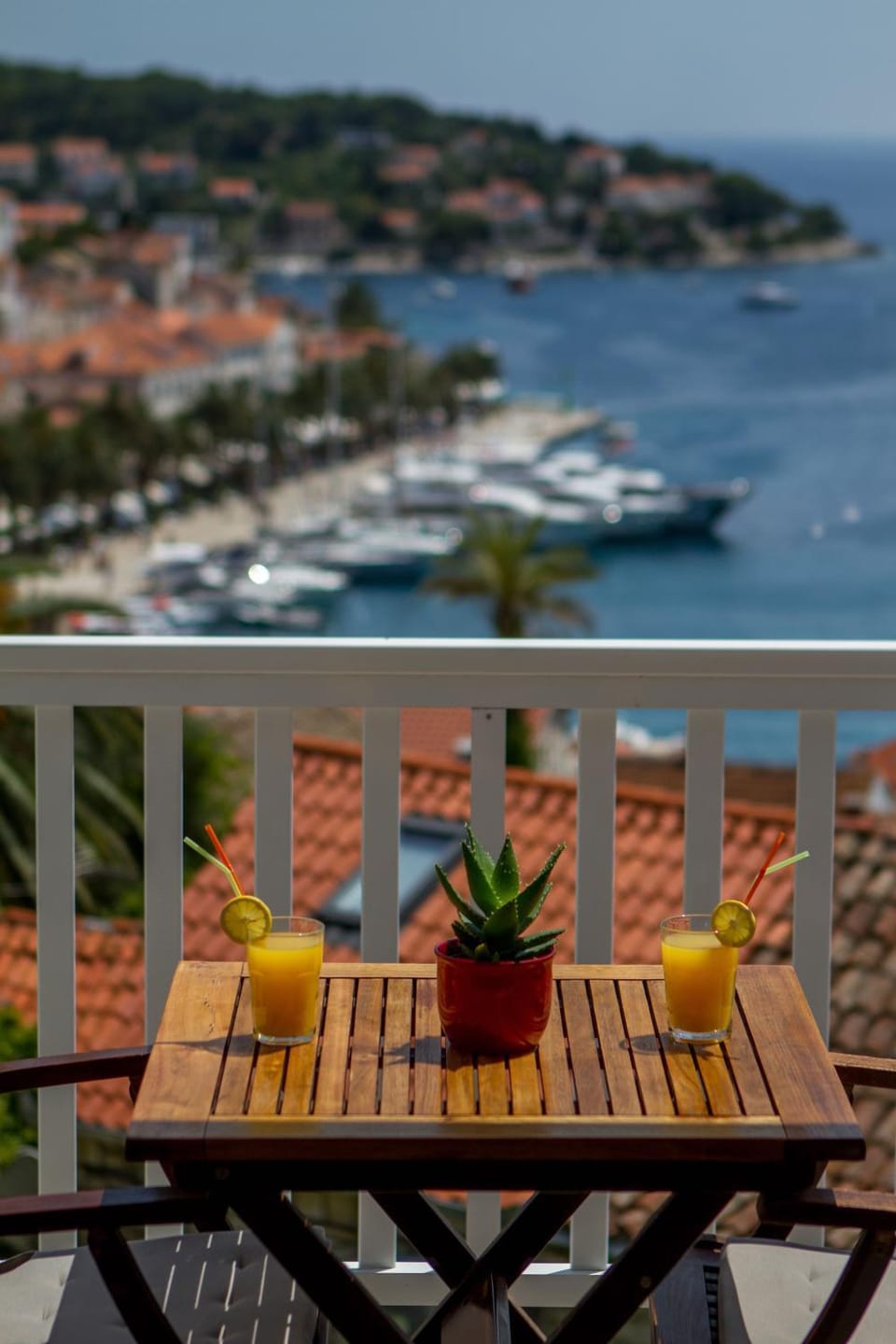 Balcony/Terrace, City view, Garden view, Landmark view, Sea view