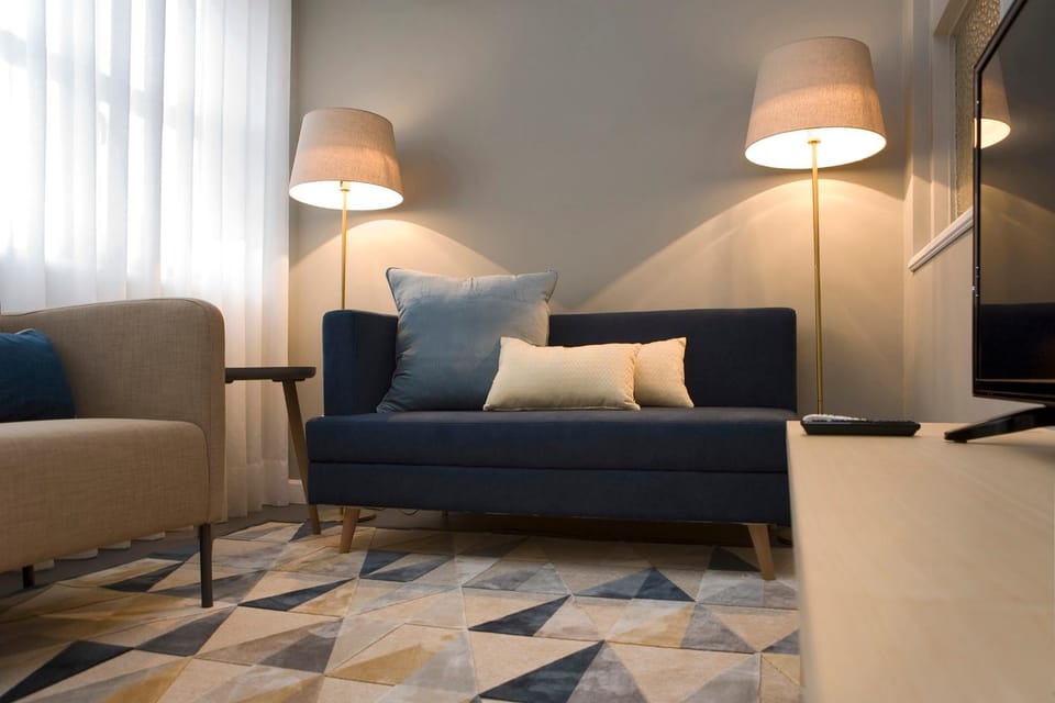 TV and multimedia, Seating area
