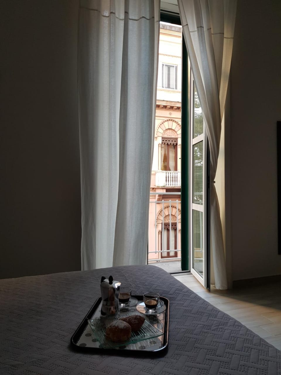 B&b ONE Bed and Breakfast in Naples