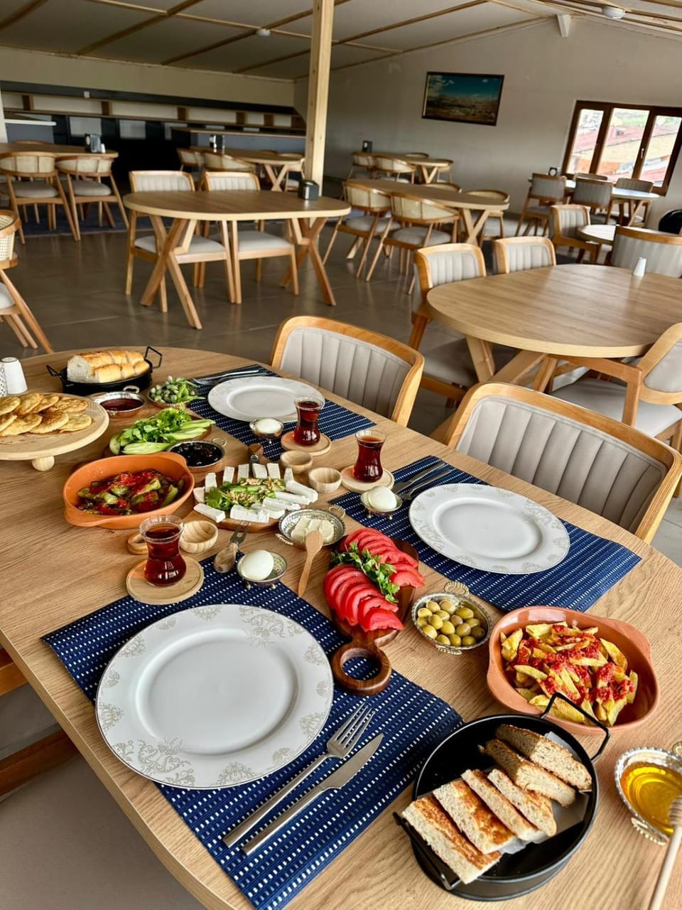 Dining area, Breakfast