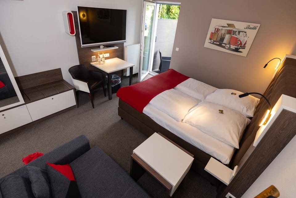 TV and multimedia, Photo of the whole room, Seating area