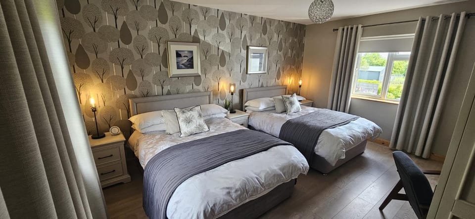 Rowanville Lodge Bed and Breakfast in County Sligo