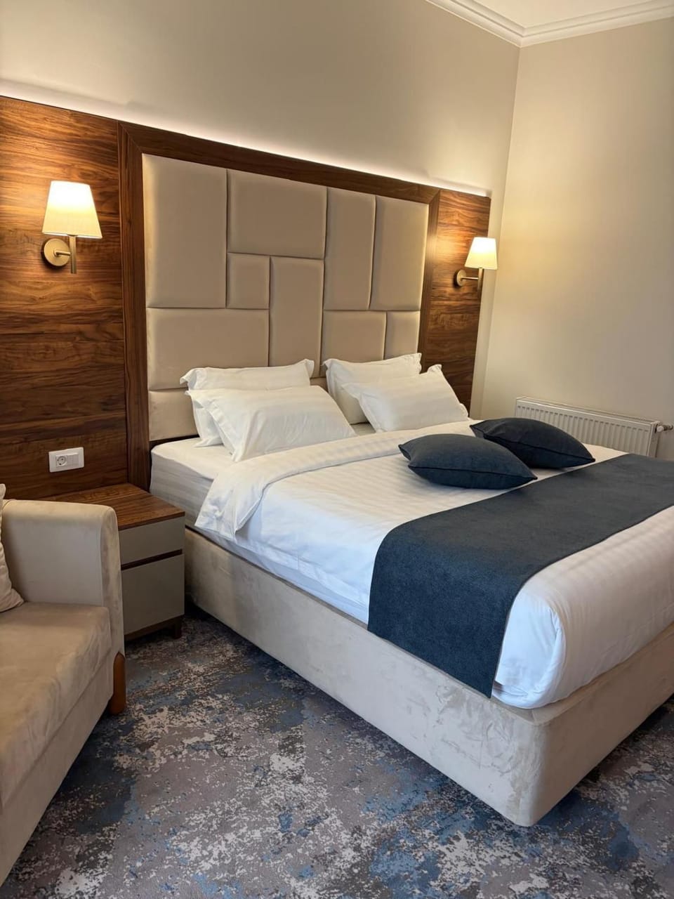 Bed, Photo of the whole room