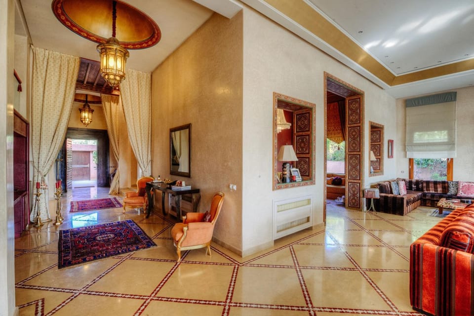 Communal lounge/ TV room, Living room, Lobby or reception, Banquet/Function facilities
