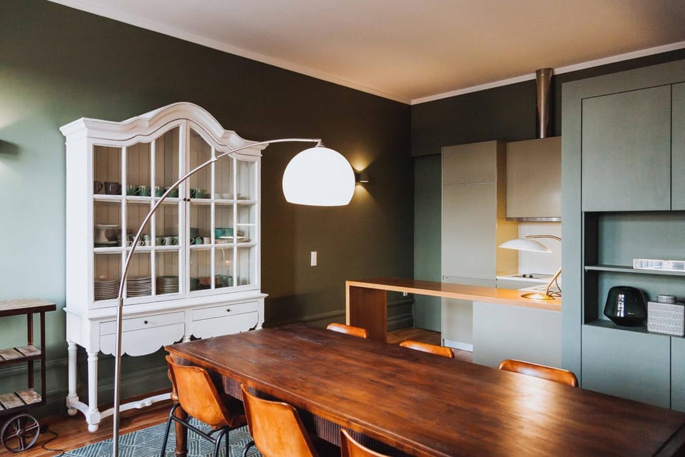 Kitchen or kitchenette, Living room, Photo of the whole room, Dining area