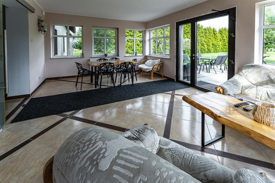 Communal lounge/ TV room, Living room, Seating area, Dining area