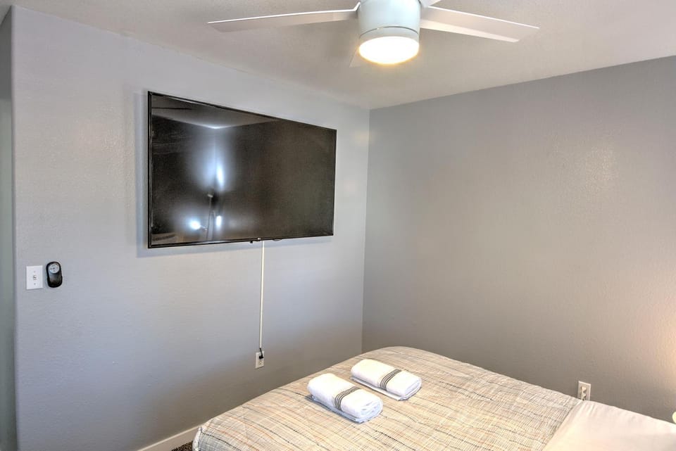 Vegas Vacation House in Spring Valley
