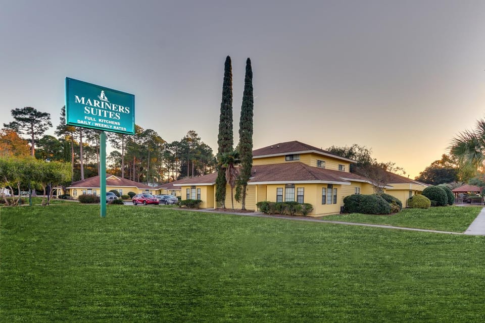 Mariners Suites - Kingsland Hotel in St Marys