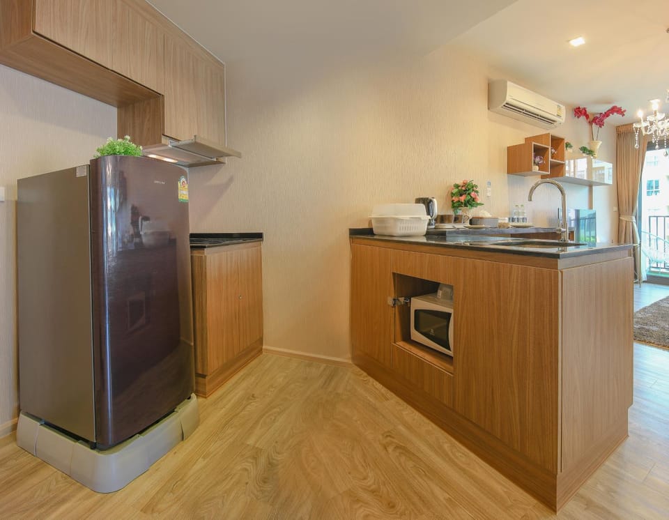 Kitchen or kitchenette, Decorative detail
